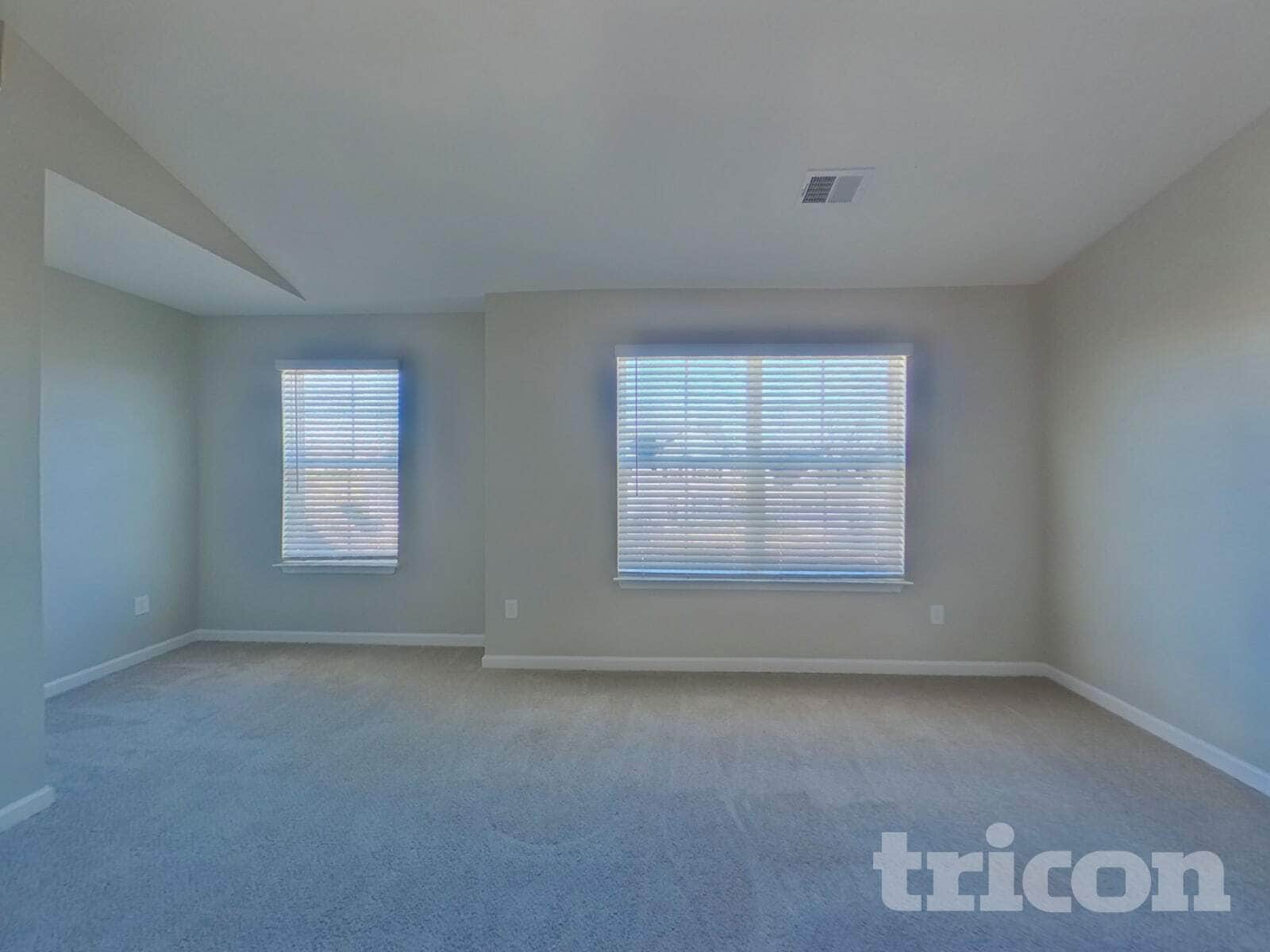 Building Photo - 715 Pollyanna Dr