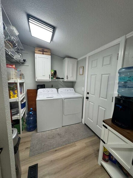 Building Photo - 113 Briggs St