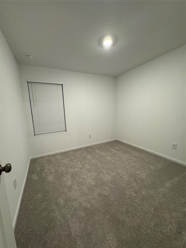 Building Photo - 28734 Bottom Grass Trl