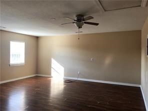 Building Photo - 505 W Forest Dr