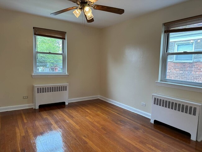 Building Photo - 194-18-194-37 37th Ave