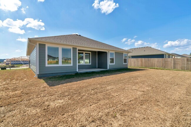 Building Photo - Brand-New 3 Bedroom Home in Prairie Grove!...