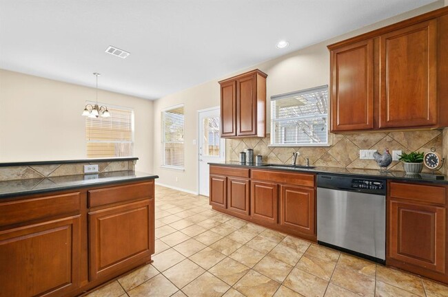 Building Photo - 8636 Harrier Dr