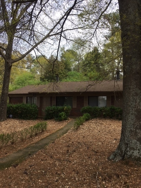 Building Photo - 315 Epps Bridge Rd
