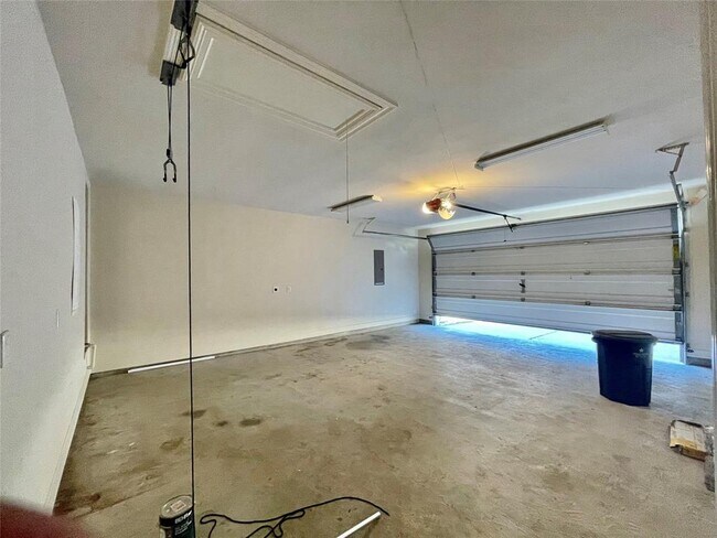 Building Photo - 811 Admiral Bay Ln