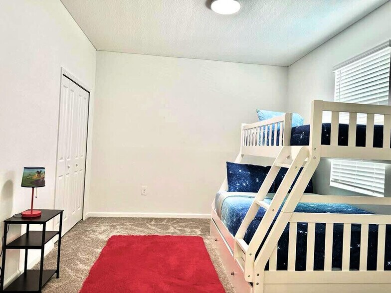 Building Photo - 8867 Cabot Cliffs Dr