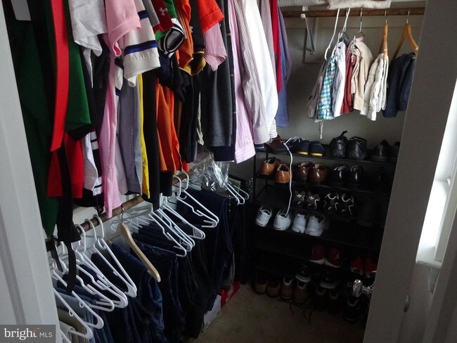 Building Photo - 13204 Beaver Terrace