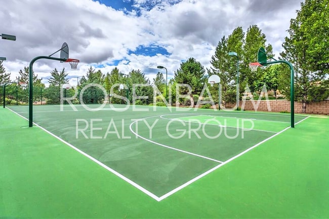 Building Photo - Beautiful 3-bedrooms, 2-baths home nestled...