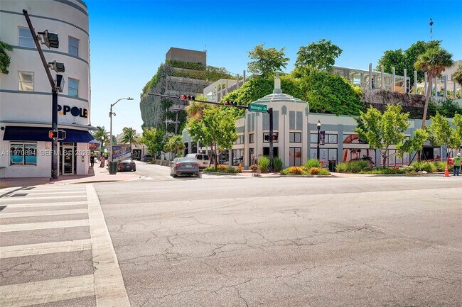 Building Photo - 710 Washington Ave