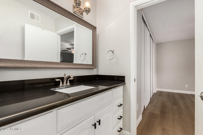 Building Photo - 5631 S Bounty Ct