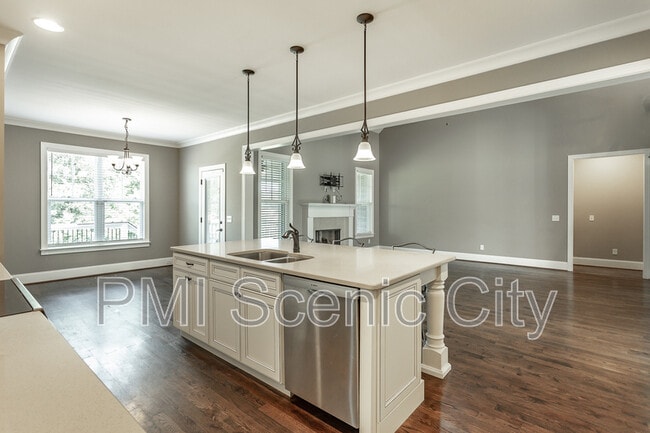 Building Photo - 7725 Peppertree Dr