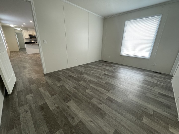 Building Photo - 38171 Ducharme Dr