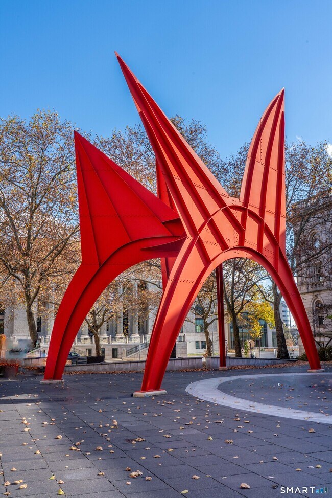 Building Photo - 1 Gold St