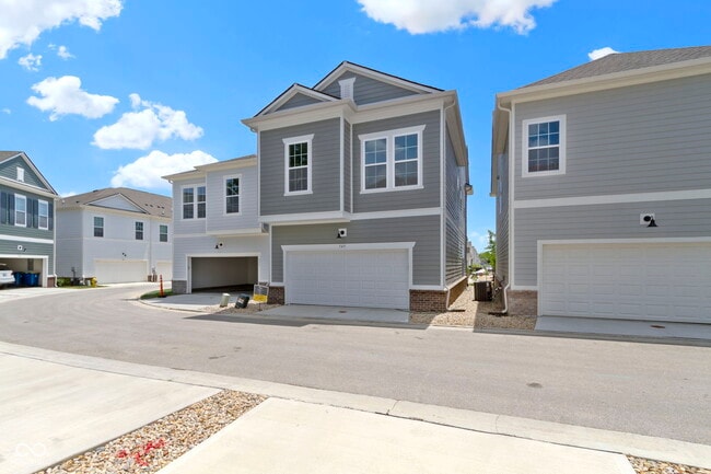 Building Photo - 549 Gilder Dr