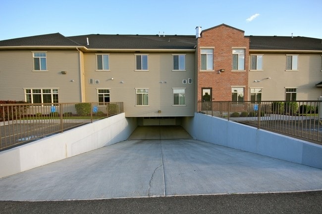 Building Photo - Liberty Square Apartments