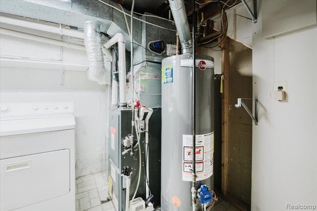 Building Photo - Location! Location! Location!