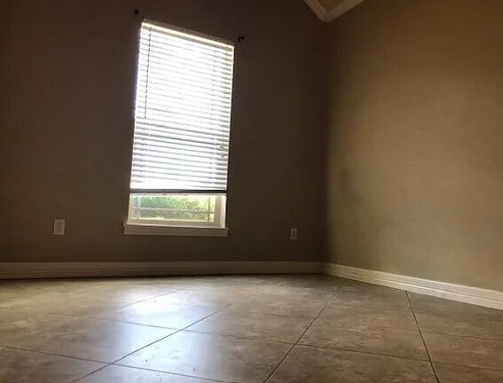 Building Photo - 118South