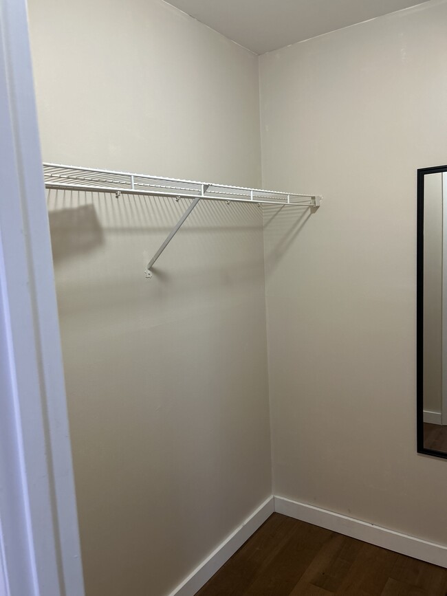 Primary Bedroom Closet - 1725 Ascot Way