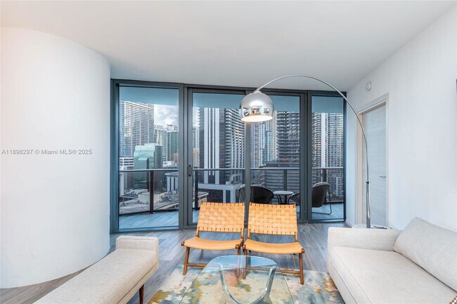 Building Photo - 801 S Miami Ave