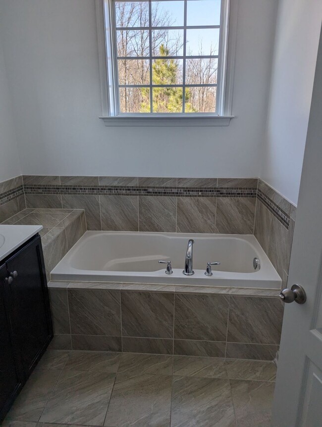 Building Photo - 4803 Forest Pines Dr