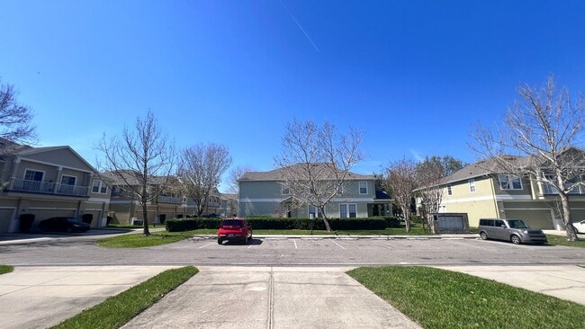 Building Photo - Beautiful Upgraded 3 Bedroom and 2 1/2 Bat...