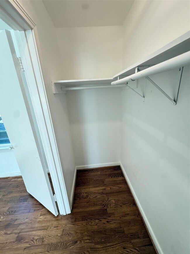 Building Photo - 1848 Portsmouth St