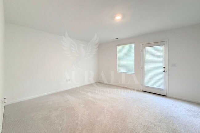 Building Photo - 3611 Elm Grv Ln