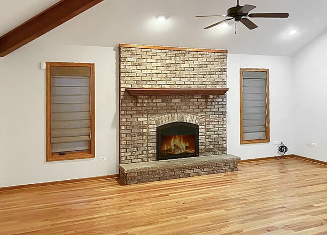 Building Photo - 2216 Carlow Dr