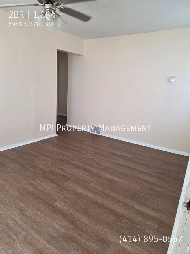 Building Photo - 5951 N 37th St