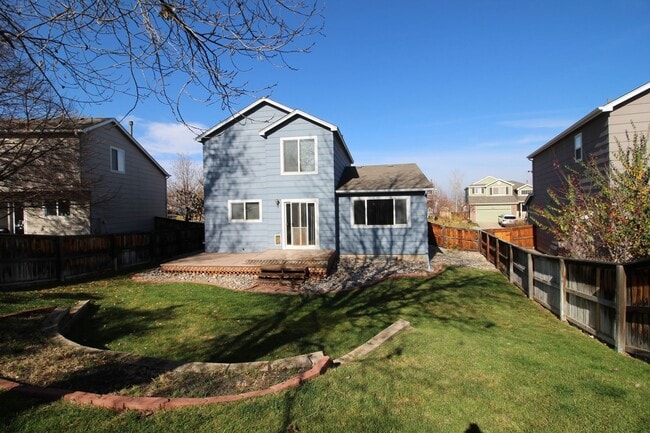 Building Photo - 2-story home with finished basement! 2-car garage!