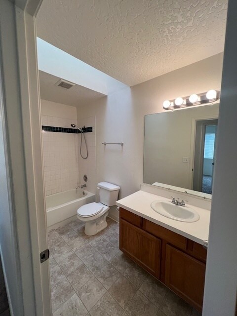 Building Photo - 3 Bed 2 Bath in Nampa!