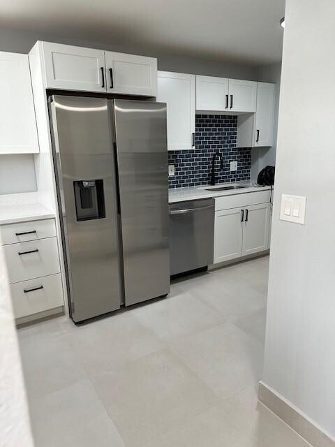 Building Photo - 2700 Coral Springs Dr