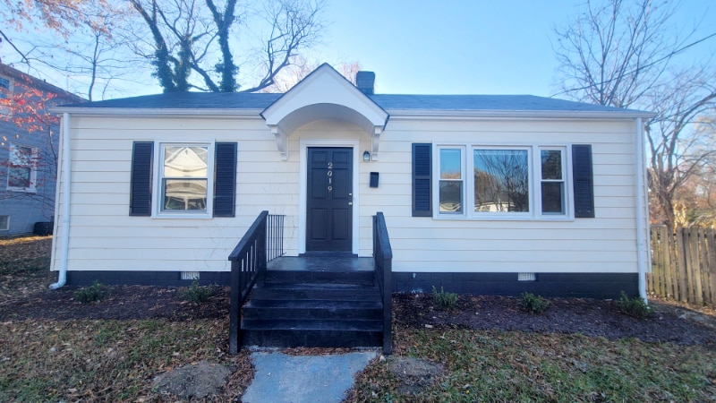 Building Photo - 2019 National St