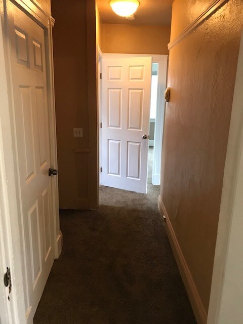 Building Photo - 6121 Racine