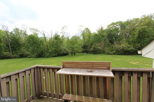 Building Photo - 1112 Aspen Dr