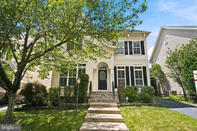 Building Photo - 22839 Vickery Park Dr