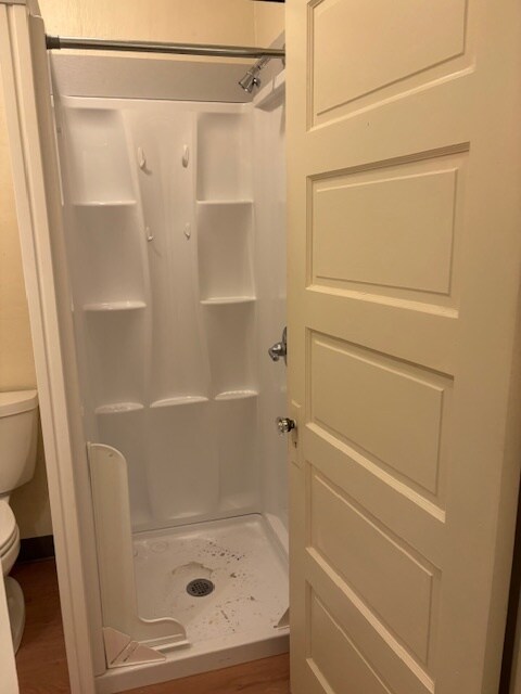 Bathroom - 413 Front St