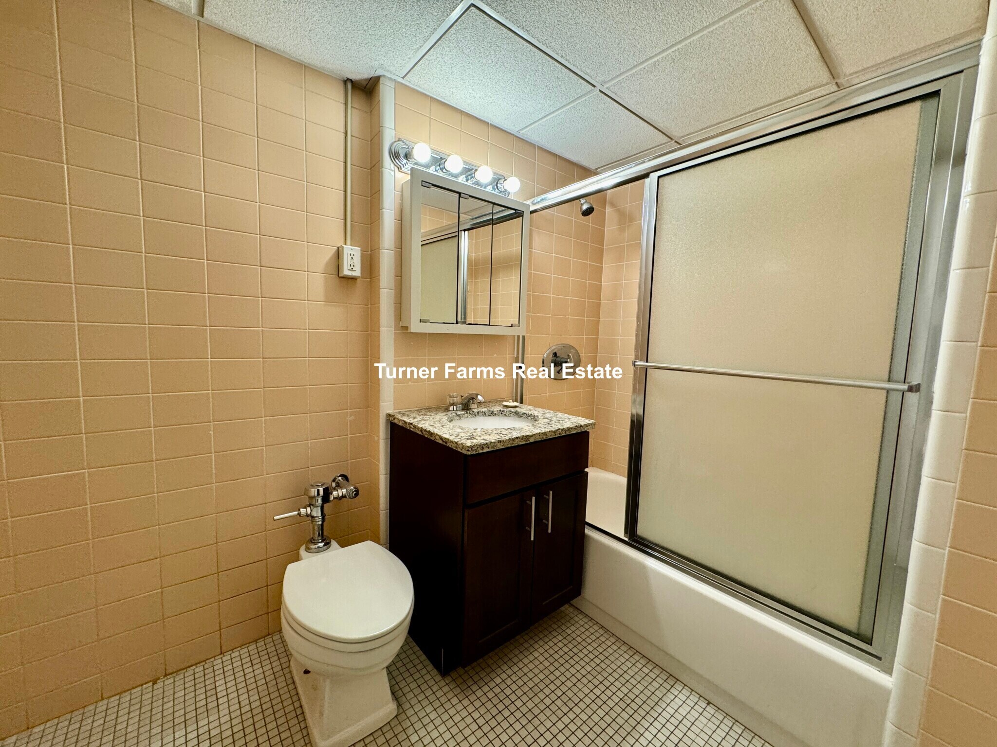 Building Photo - 67 Boylston St