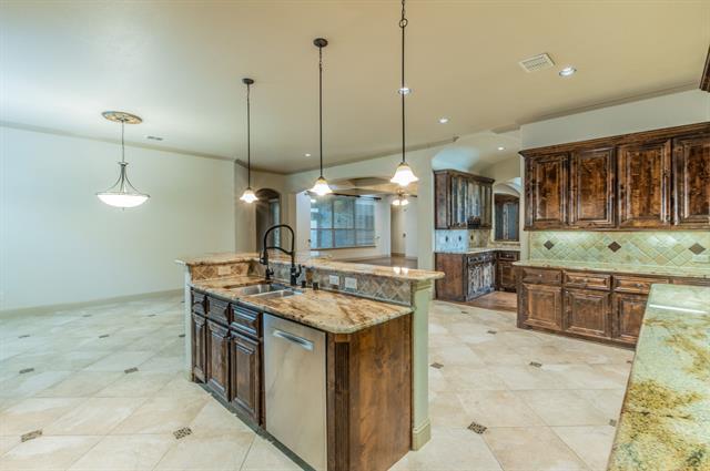 Building Photo - 7565 Rawlins Ln