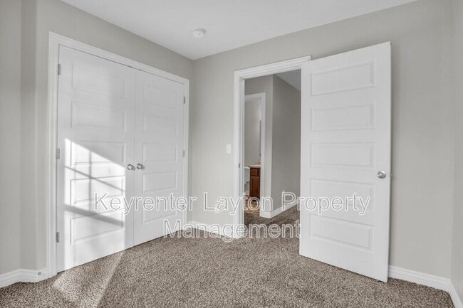 Building Photo - 826 W 1600 S