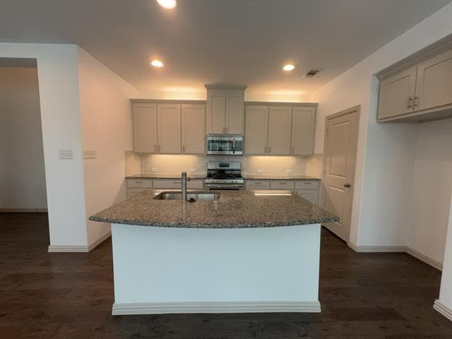 Building Photo - 4027 Snow Goose Trl