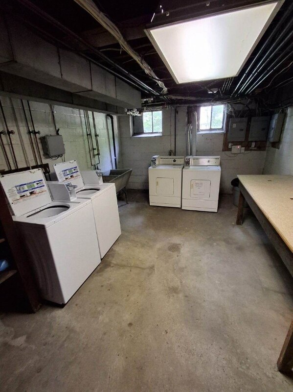 Building Photo - 601 Tingley Ave