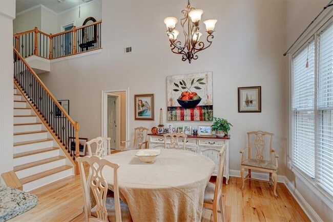 Building Photo - 5962 Spalding Park Pl