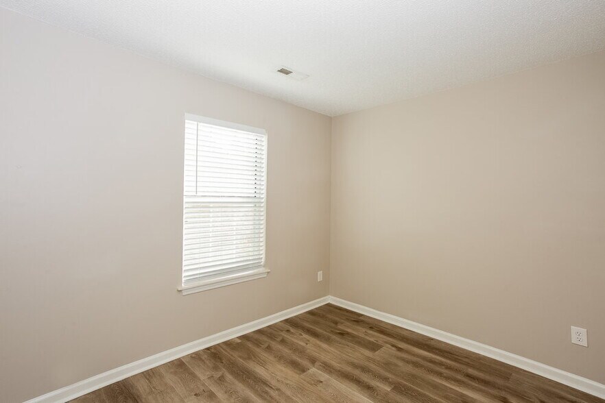 Building Photo - 10404 Milstead Ct