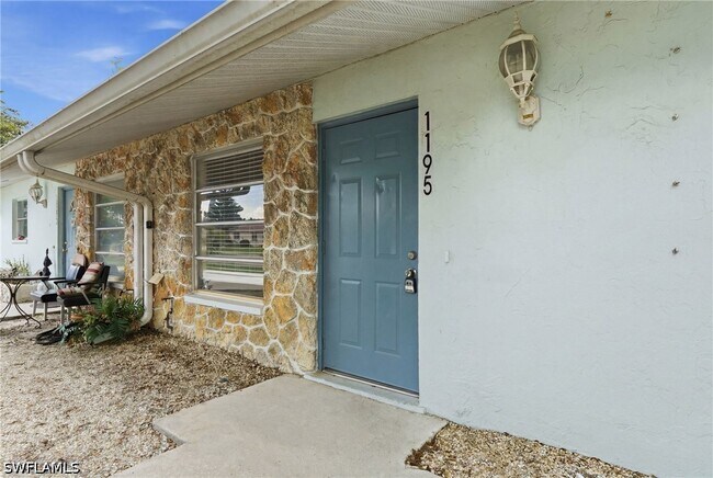 Building Photo - 1195 S Alhambra Cir