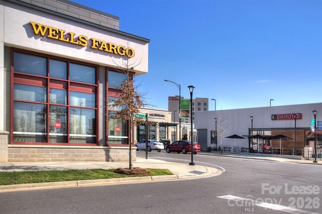 Building Photo - 5862 Ardrey Kell Rd
