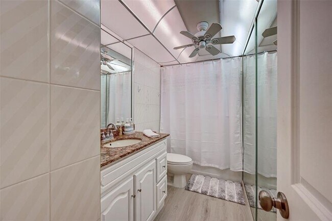 Building Photo - 111 Briny Ave