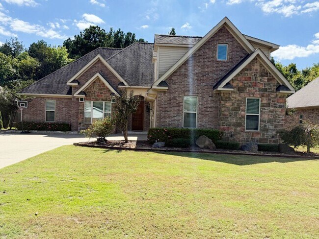 Primary Photo - Home for Rent in Hot Springs!