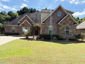 Building Photo - Home for Rent in Hot Springs!