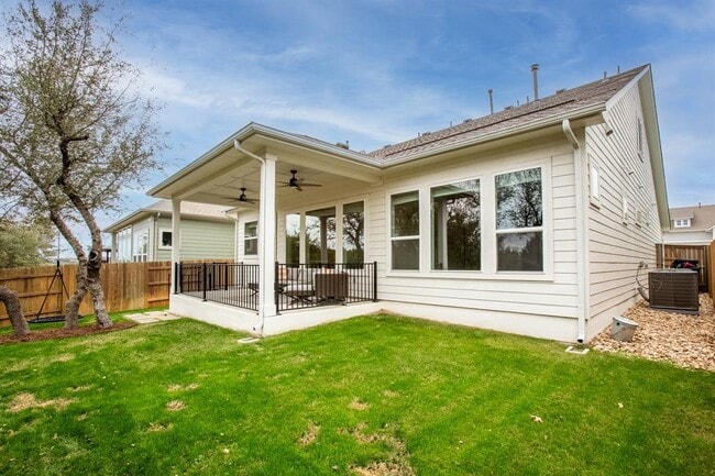 Building Photo - 1046 Hazy Hills Loop